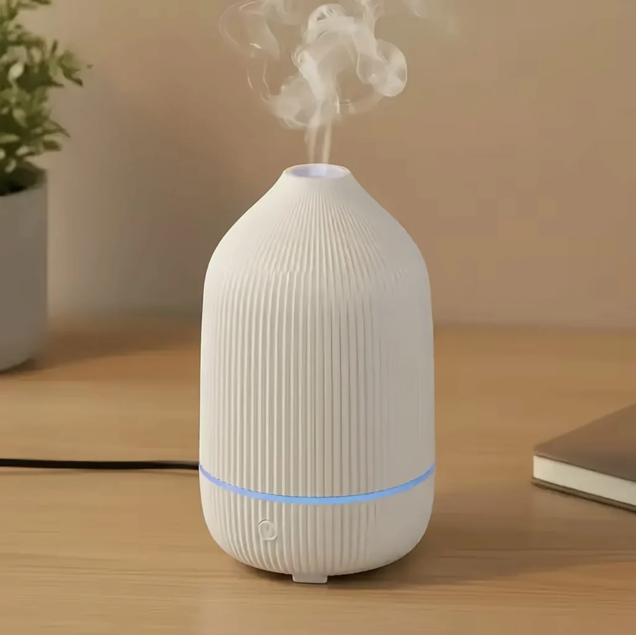 Desk Setup Essentials - Diffuser Aroma Ultrasonik Bertenaga USB 7